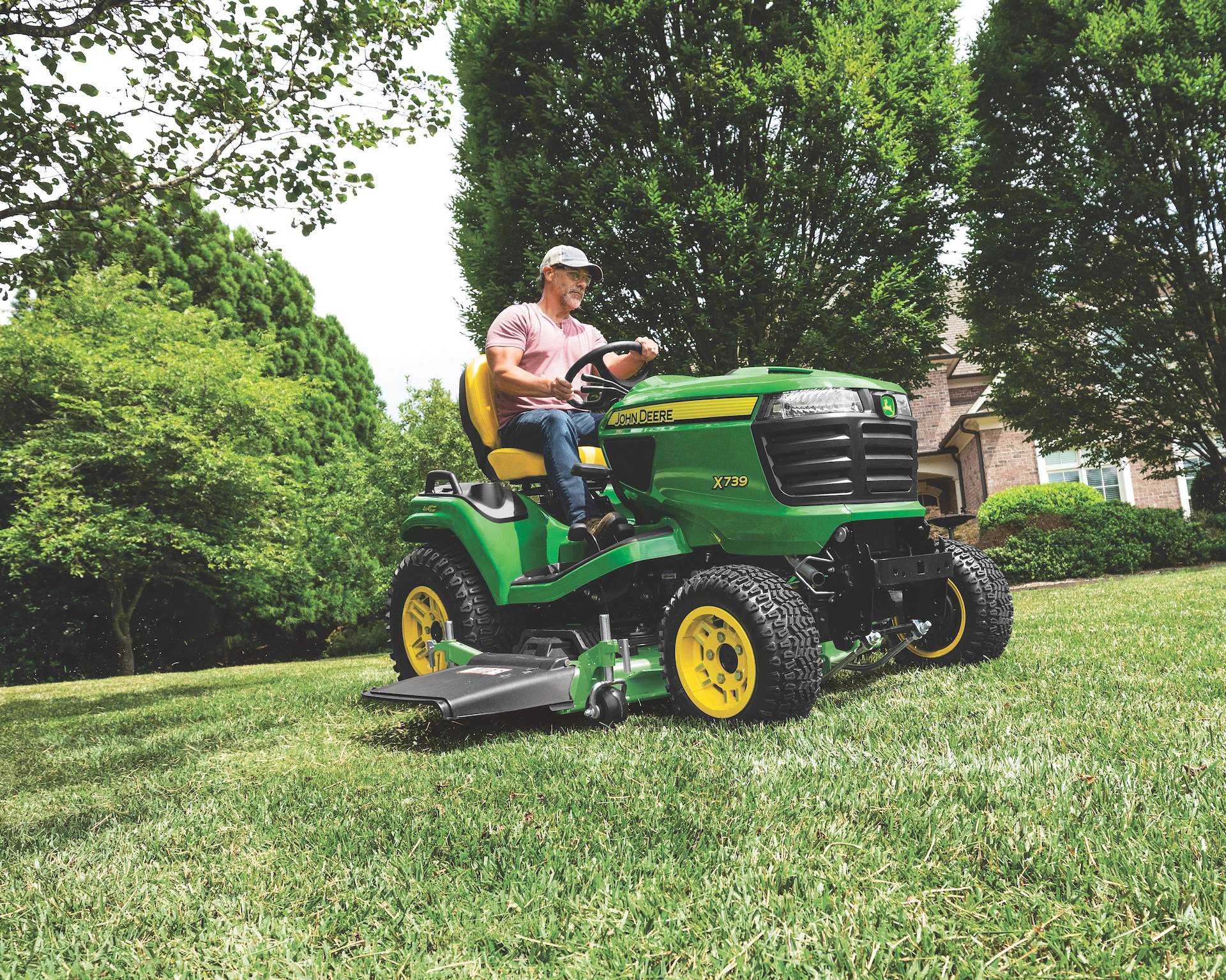 Lawn&GardenTactor