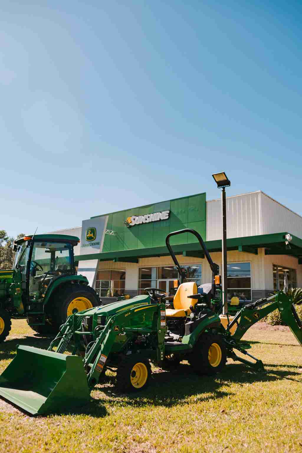 1025r-john-deere-sunshine